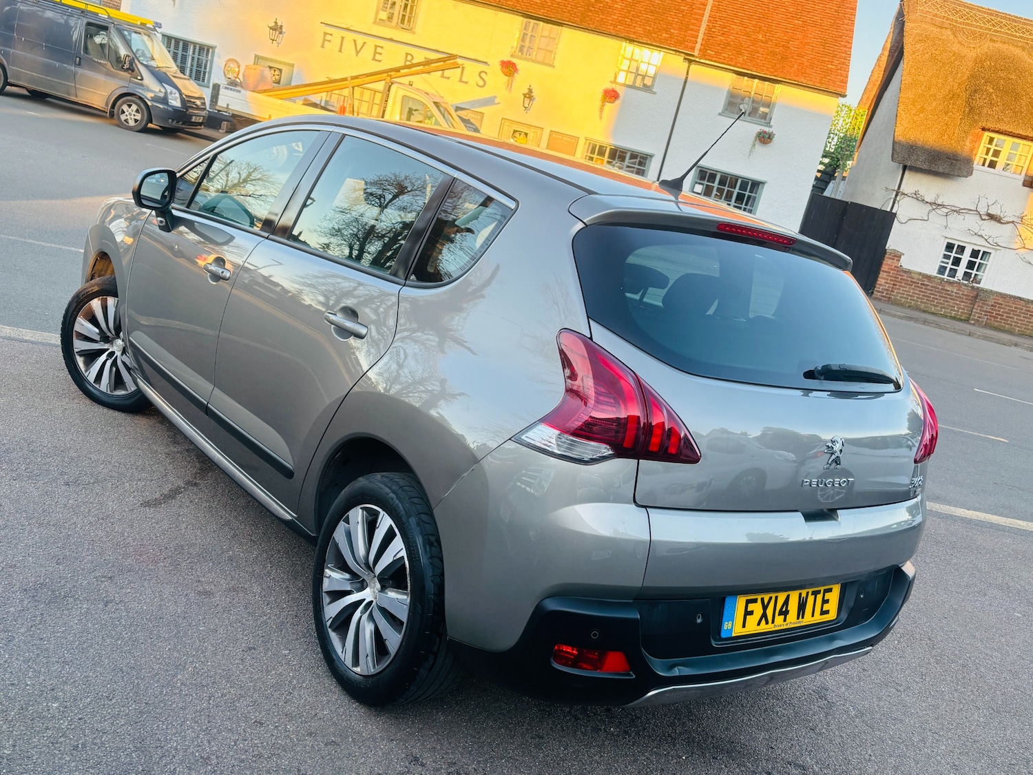 Used Peugeot 3008 2014 for sale - 77947021: Photo 8