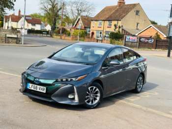 Used Toyota Prius 2018 for sale - 74360529: Photo
