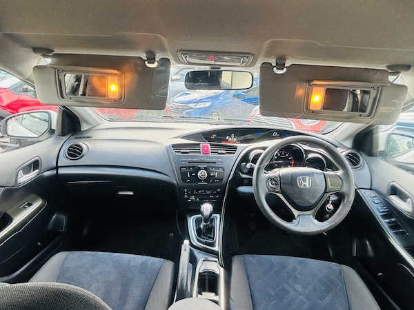 Used Honda Civic 2012 for sale - 76105632: Photo 10
