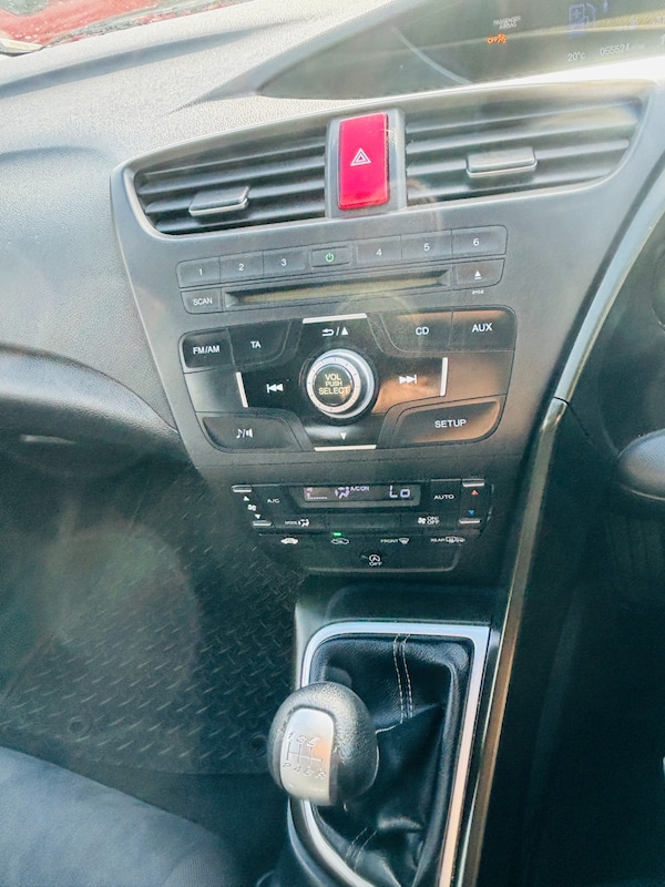 Used Honda Civic 2012 for sale - 76105632: Photo 12
