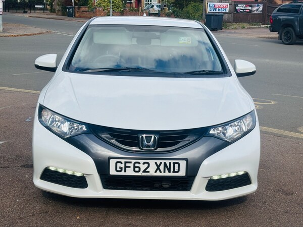 Used Honda Civic 2012 for sale - 76105632: Photo 2