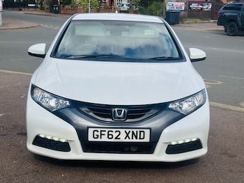 Used Honda Civic 2012 for sale - 76105632: Photo 2