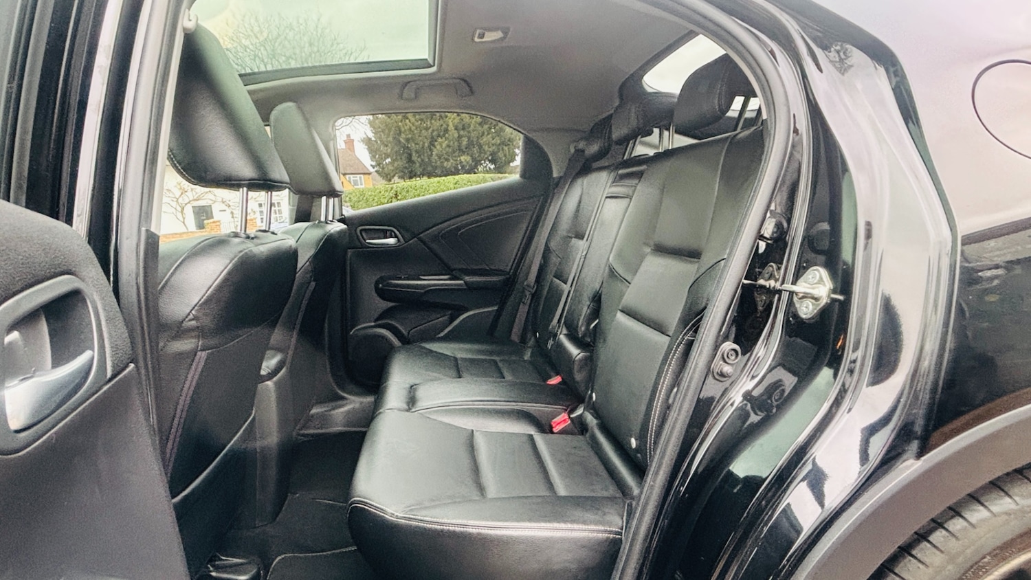 Used Honda Civic 2016 for sale - 77998432: Photo 17