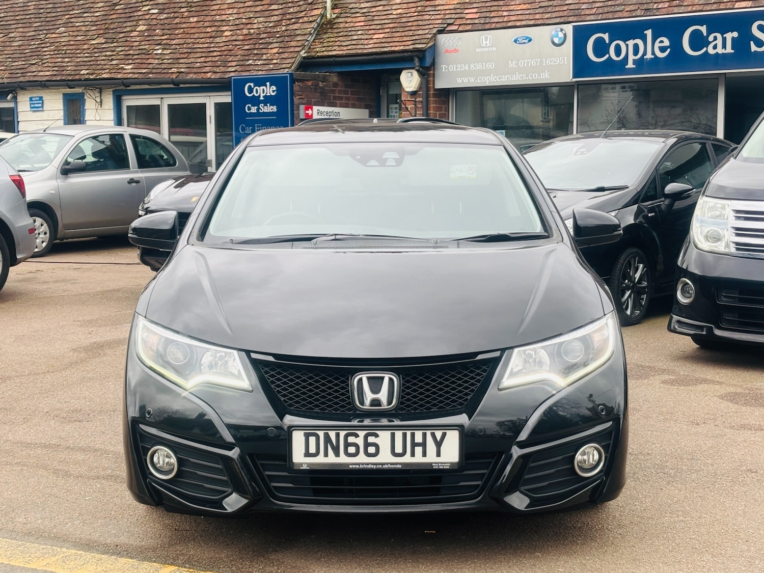 Used Honda Civic 2016 for sale - 77998432: Photo 2