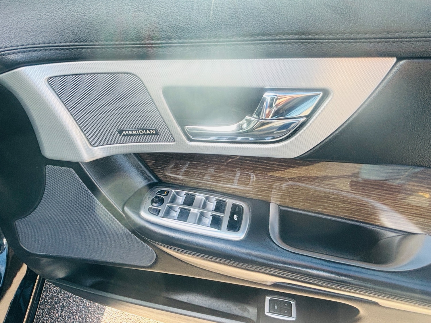 Used Jaguar XF 2013 for sale - 78053947: Photo 17