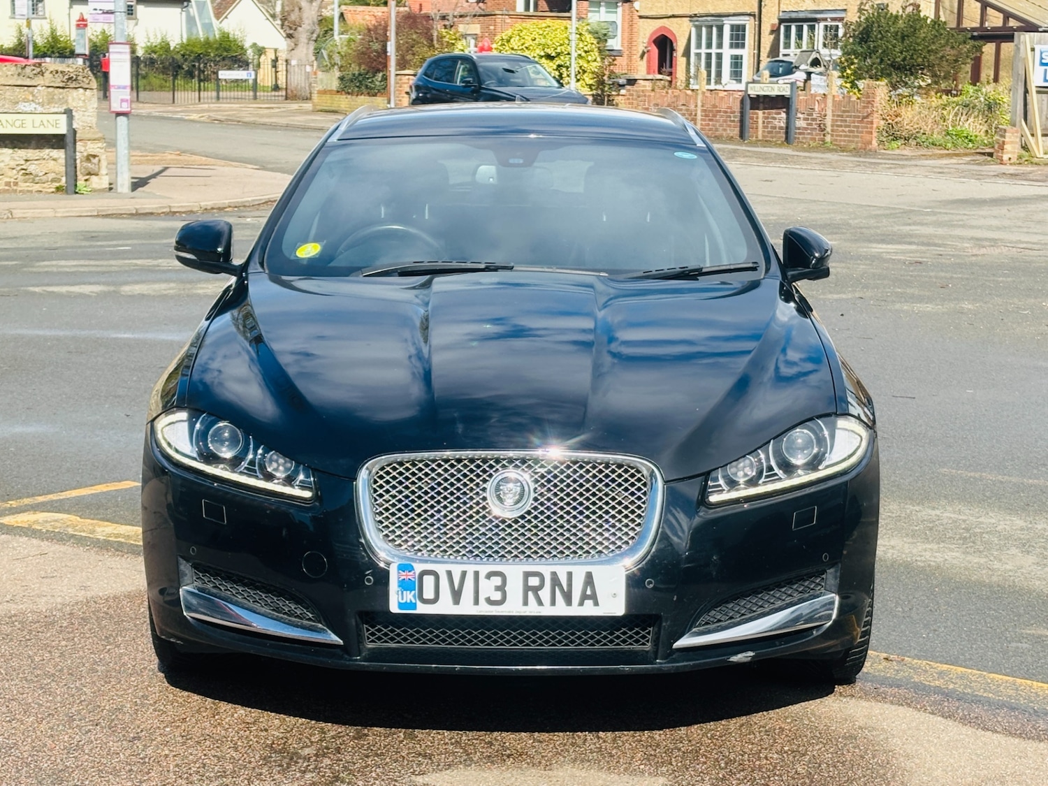 Used Jaguar XF 2013 for sale - 78053947: Photo 2