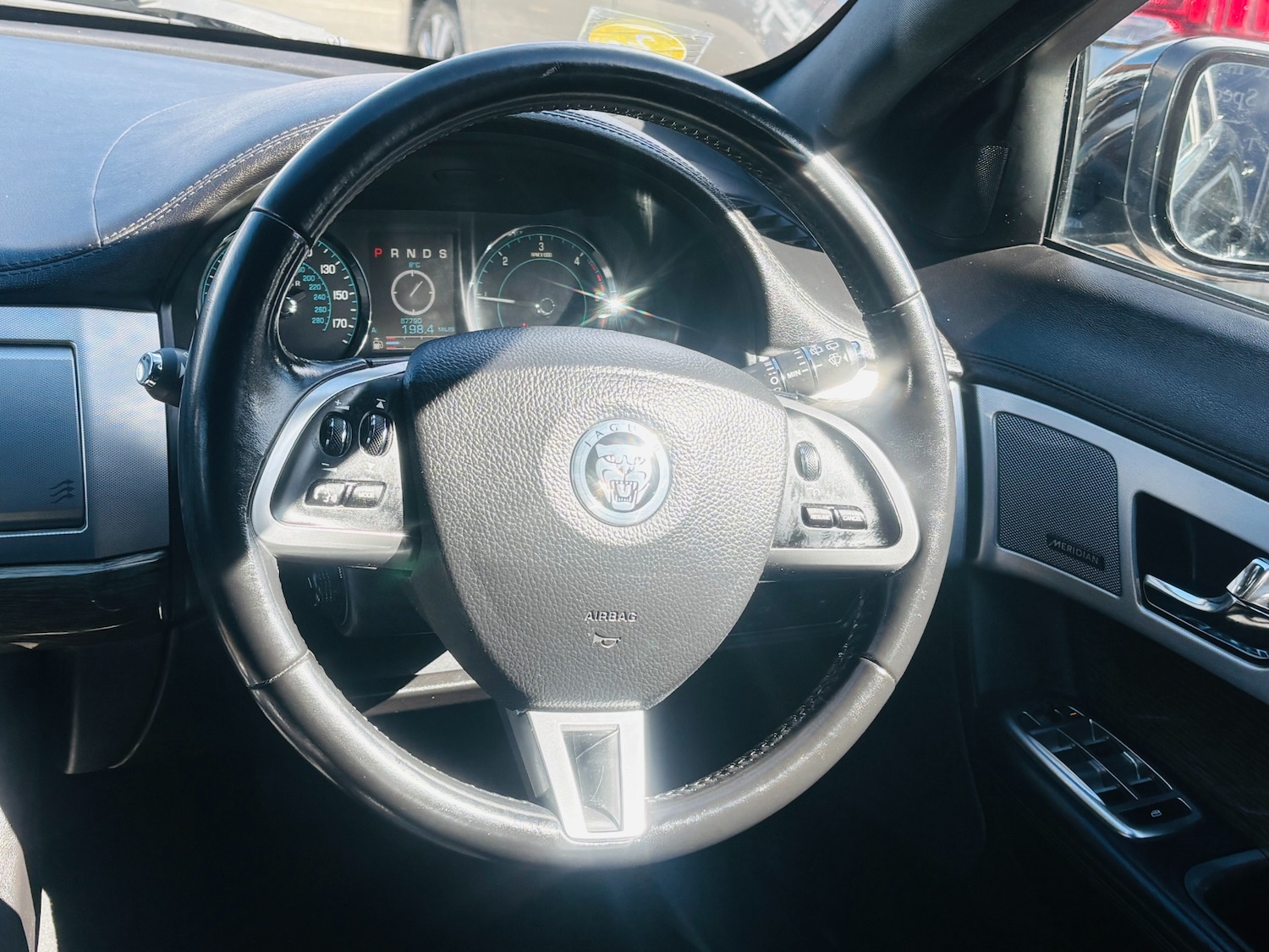 Used Jaguar XF 2013 for sale - 78053947: Photo 21