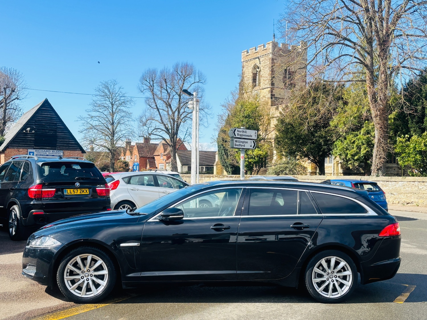 Used Jaguar XF 2013 for sale - 78053947: Photo 7