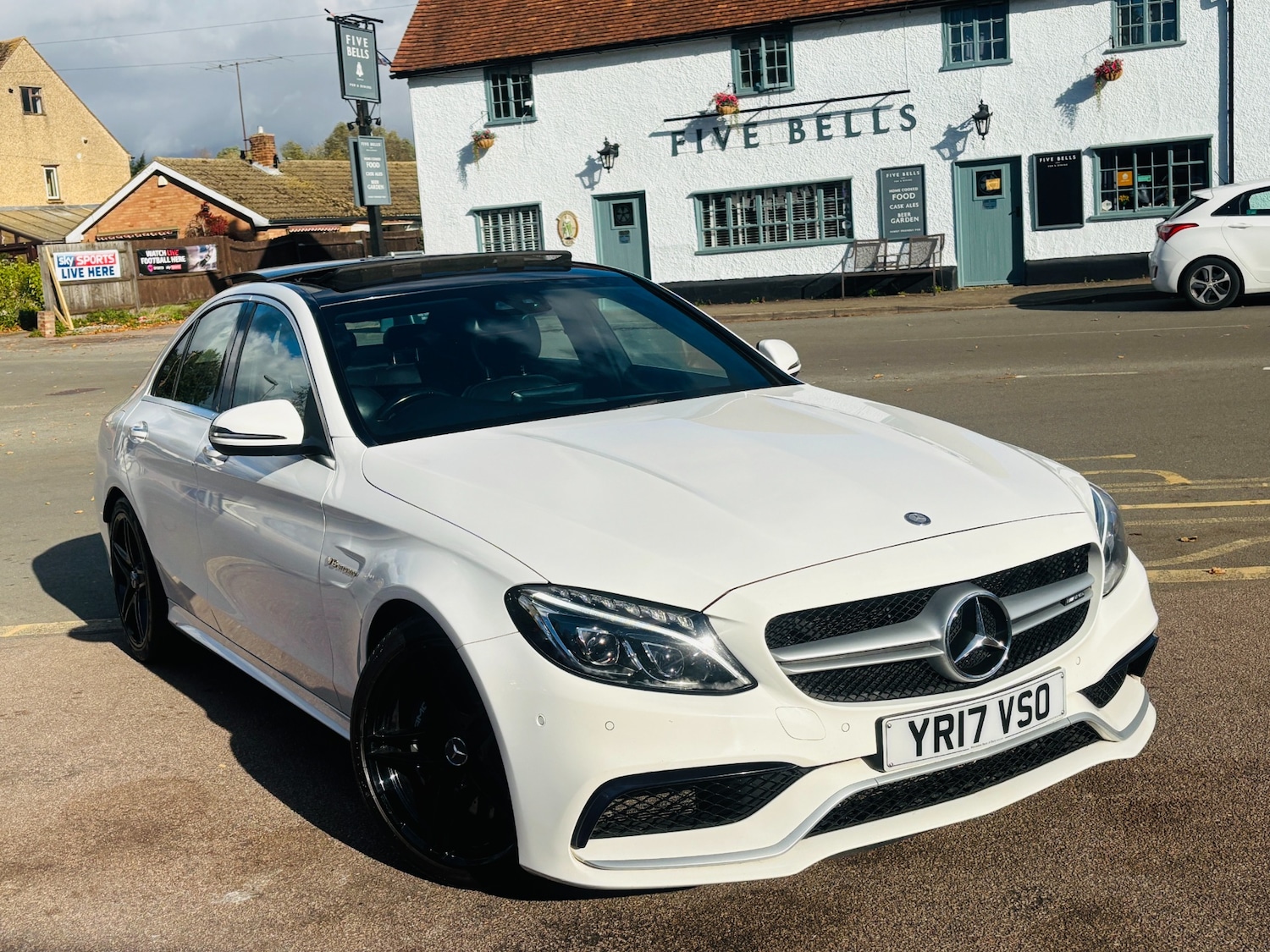 Used Mercedes-Benz C Class 2017 for sale - 76375441: Photo 1