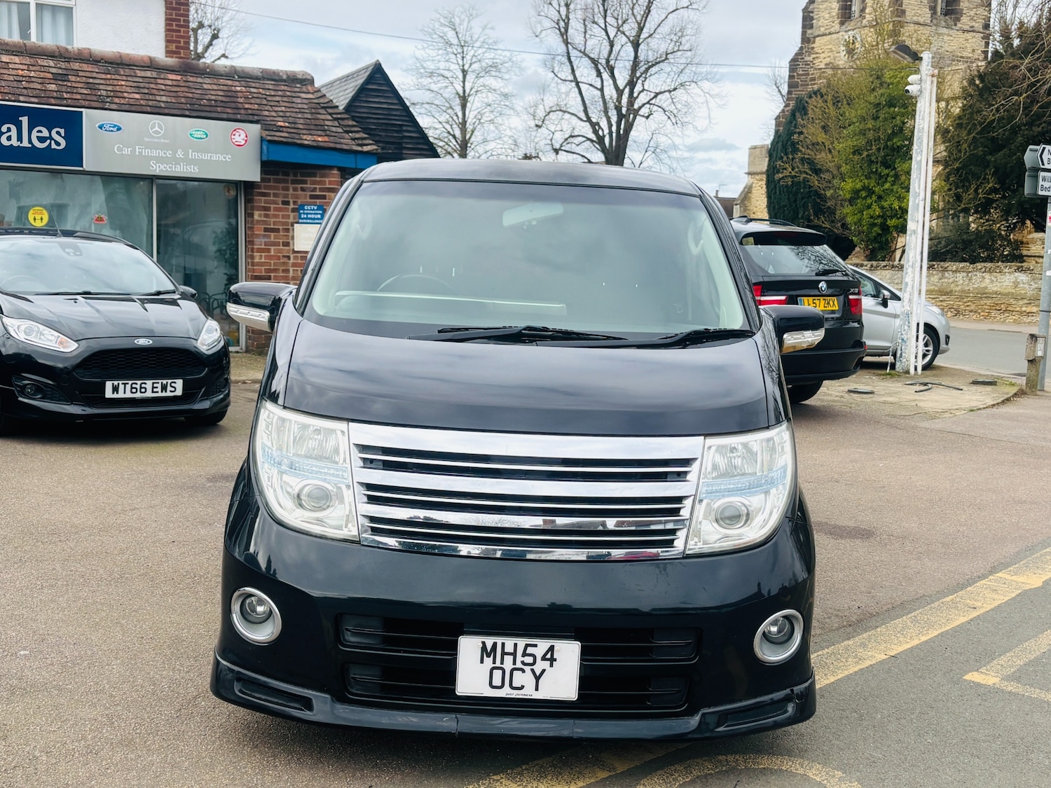 Used Nissan Elgrand 2021 for sale - 77896734: Photo 2