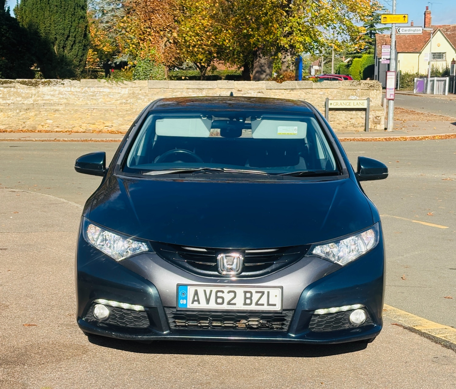 Used Honda Civic 2012 for sale - 76374821: Photo 2