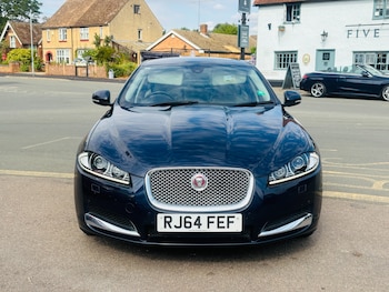 Used Jaguar XF 2015 for sale - 79551381: Photo