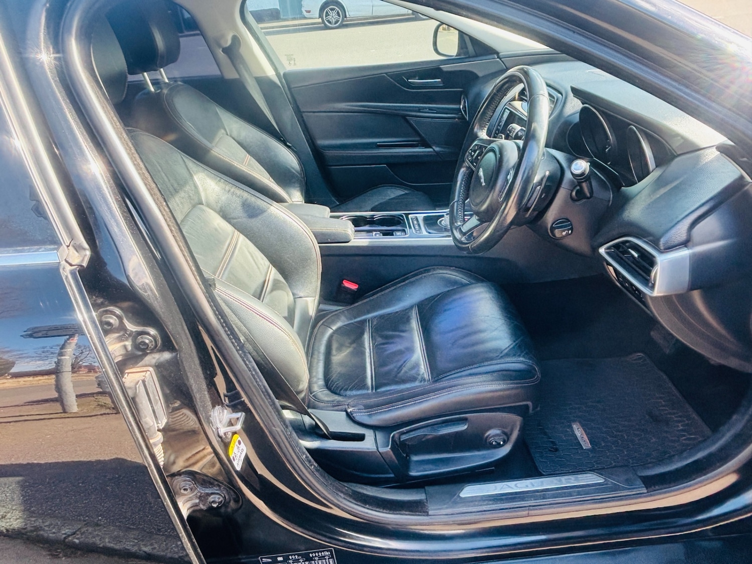 Used Jaguar XE 2016 for sale - 77896591: Photo 13