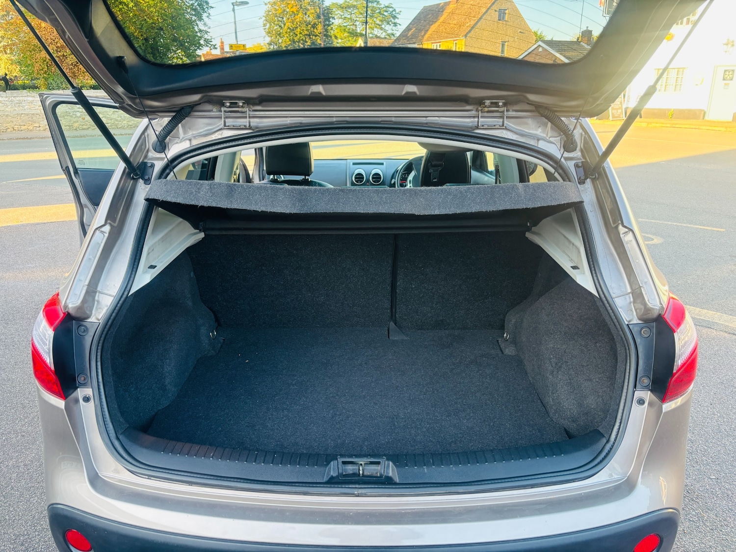 Used Nissan Qashqai 2013 for sale - 76904727: Photo 14