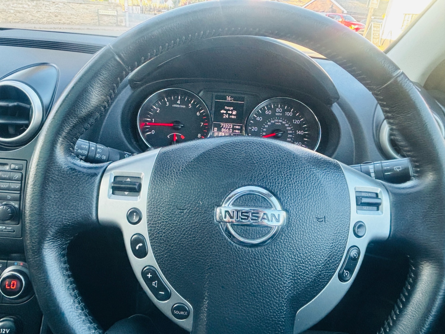 Used Nissan Qashqai 2013 for sale - 76904727: Photo 19