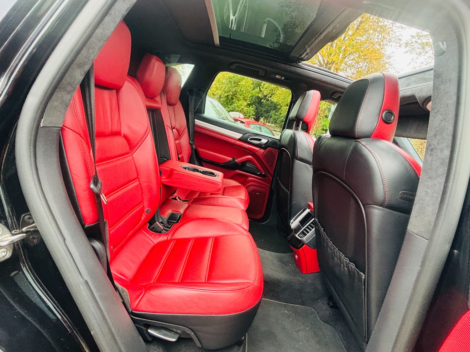 Used Porsche Cayenne 2014 for sale - 76316436: Photo 11