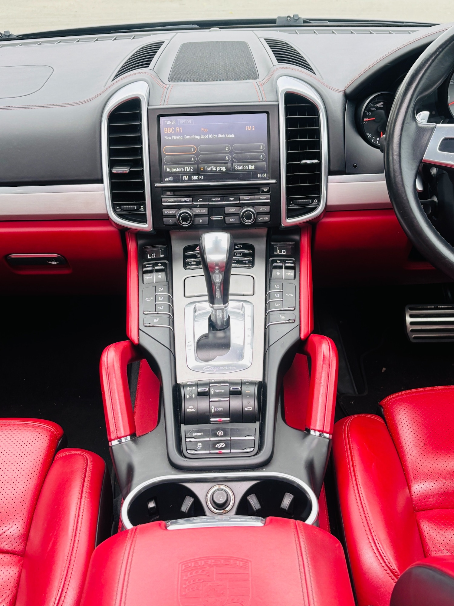 Used Porsche Cayenne 2014 for sale - 76316436: Photo 19