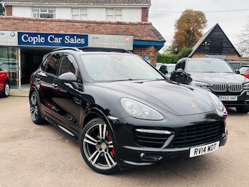 2014 (14) - GTS 5dr Tiptronic S