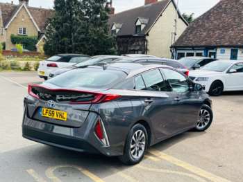 Used Toyota Prius 2018 for sale - 74360537: Photo