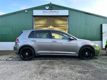 Used Volkswagen Golf 2016 for sale - 77359717: Photo