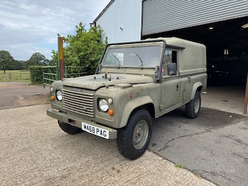 Used Land Rover Defender 110 1995 for sale - 75252764: Photo