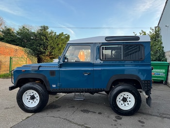 Used Land Rover Defender 90 1991 for sale - 76556769: Photo