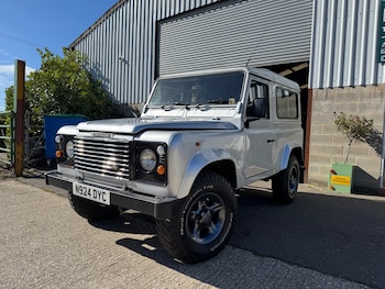 Used Land Rover Defender 90 1996 for sale - 76181525: Photo 2