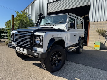 Used Land Rover Defender 90 2002 for sale - 76114429: Photo