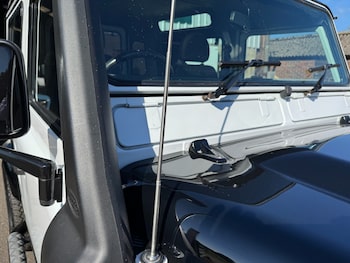 Used Land Rover Defender 90 2002 for sale - 76114429: Photo