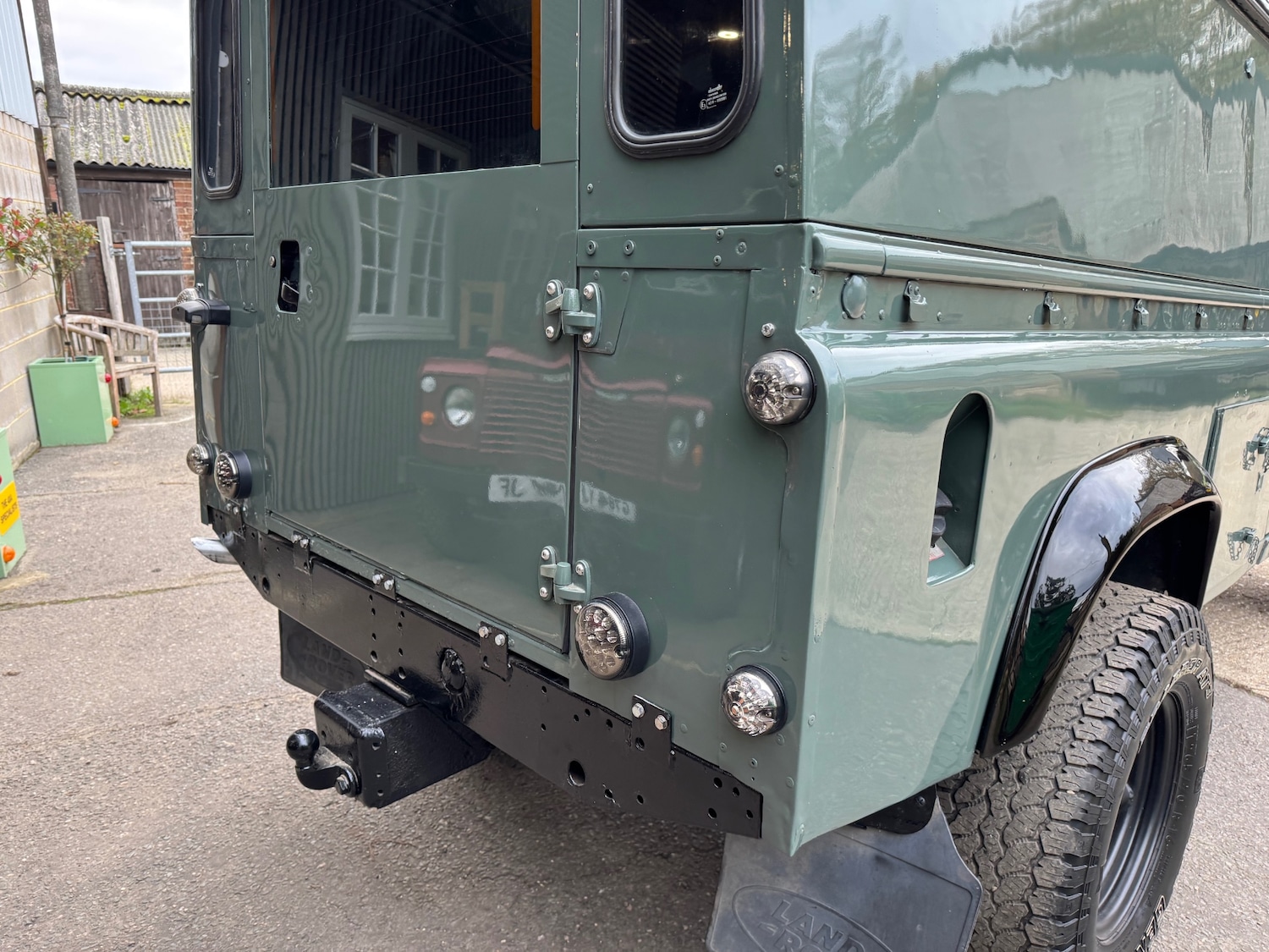 Used Land Rover Defender 110 1989 for sale - 76599983: Photo 14