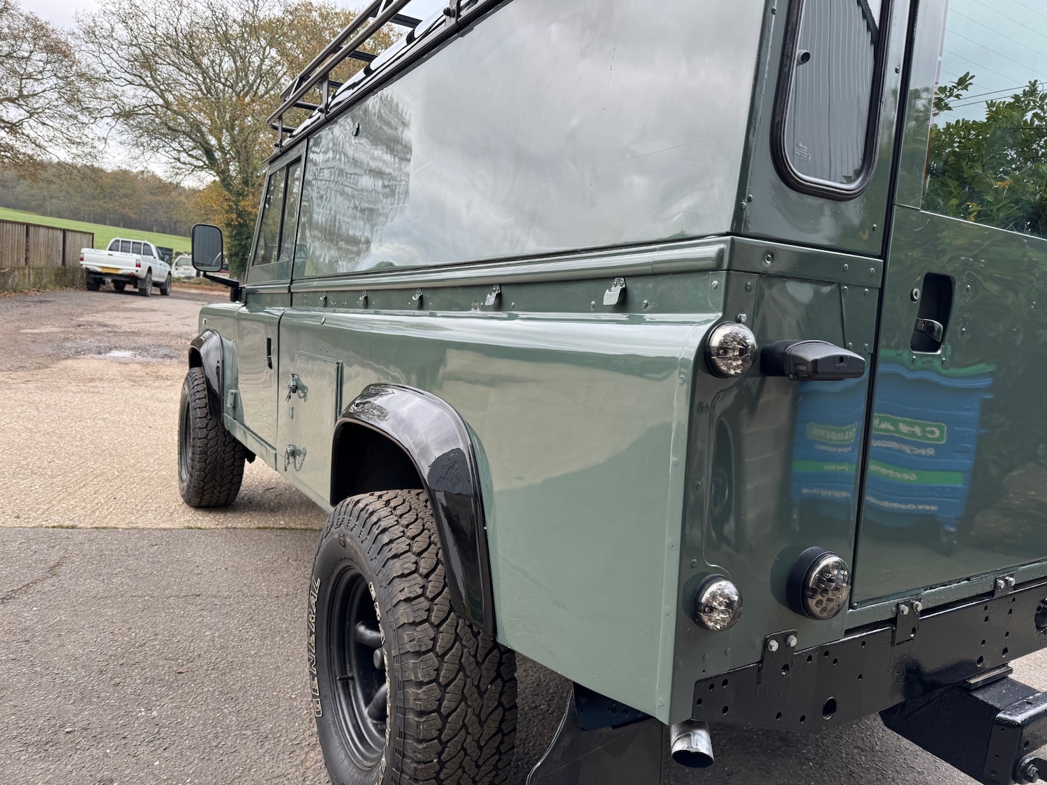 Used Land Rover Defender 110 1989 for sale - 76599983: Photo 16