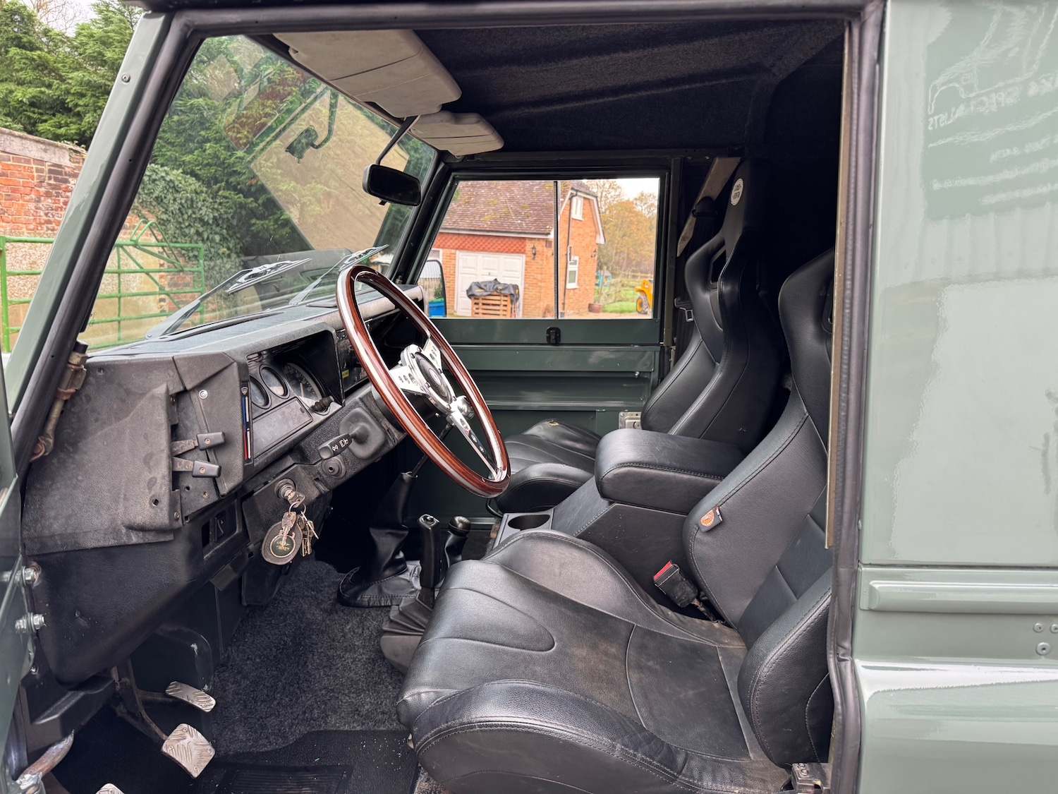 Used Land Rover Defender 110 1989 for sale - 76599983: Photo 17