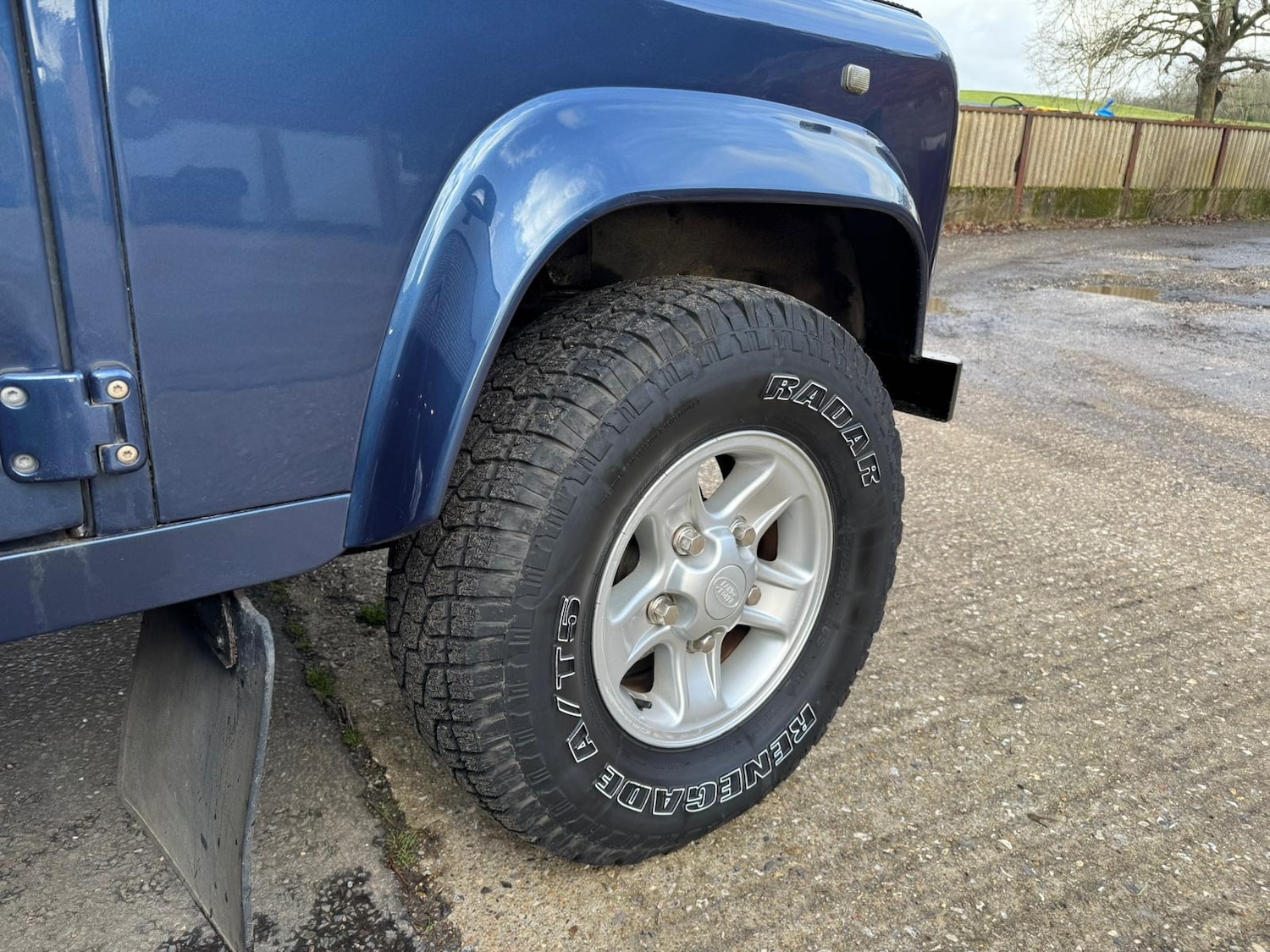 Used Land Rover Defender 90 1991 for sale - 77298632: Photo 7