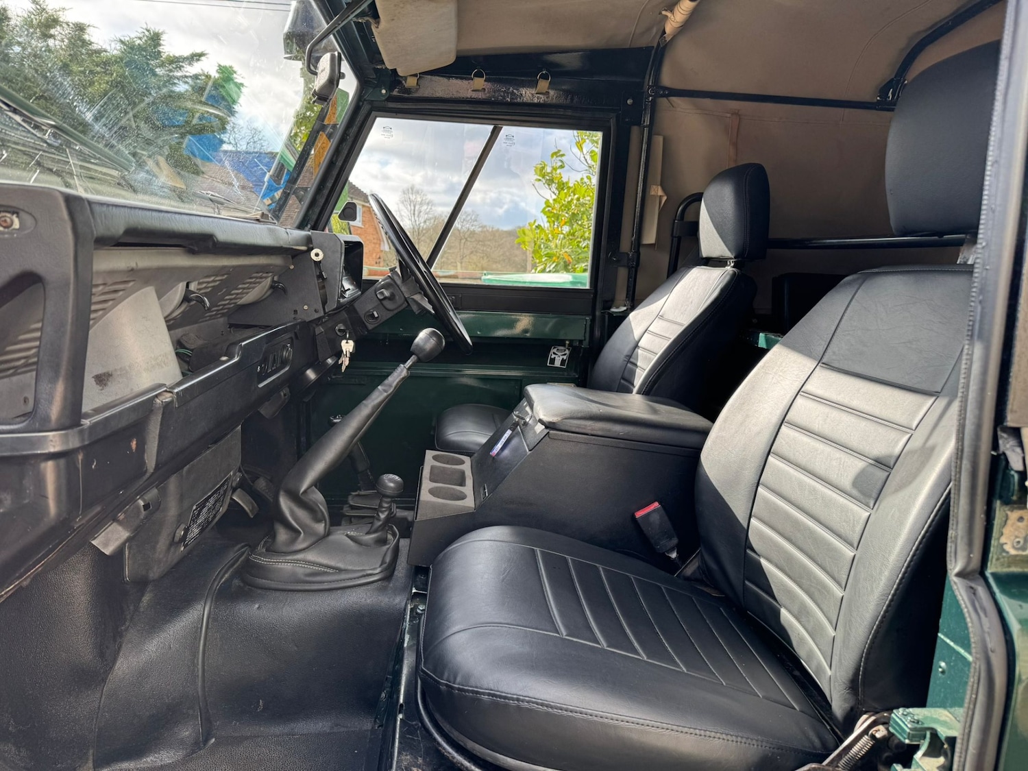 Used Land Rover Defender 90 1986 for sale - 78108824: Photo 13