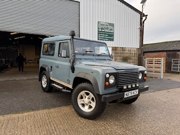 Used Land Rover Defender 90 1996 for sale - 76809335: Photo