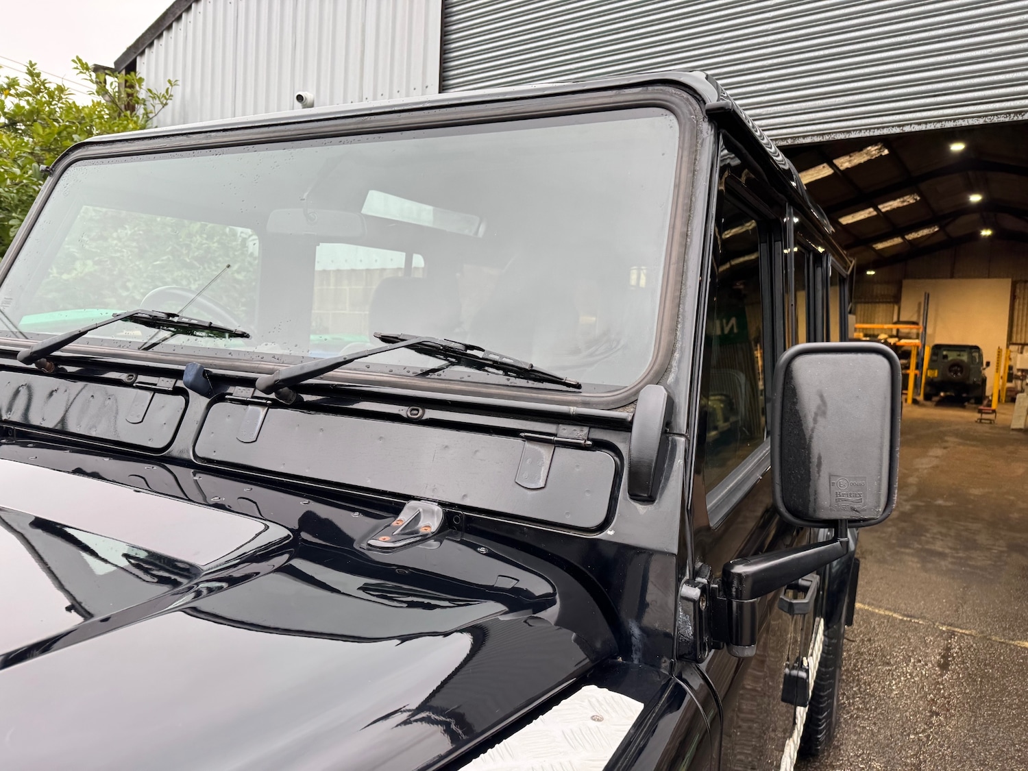 Used Land Rover Defender 110 2003 for sale - 77452783: Photo 10