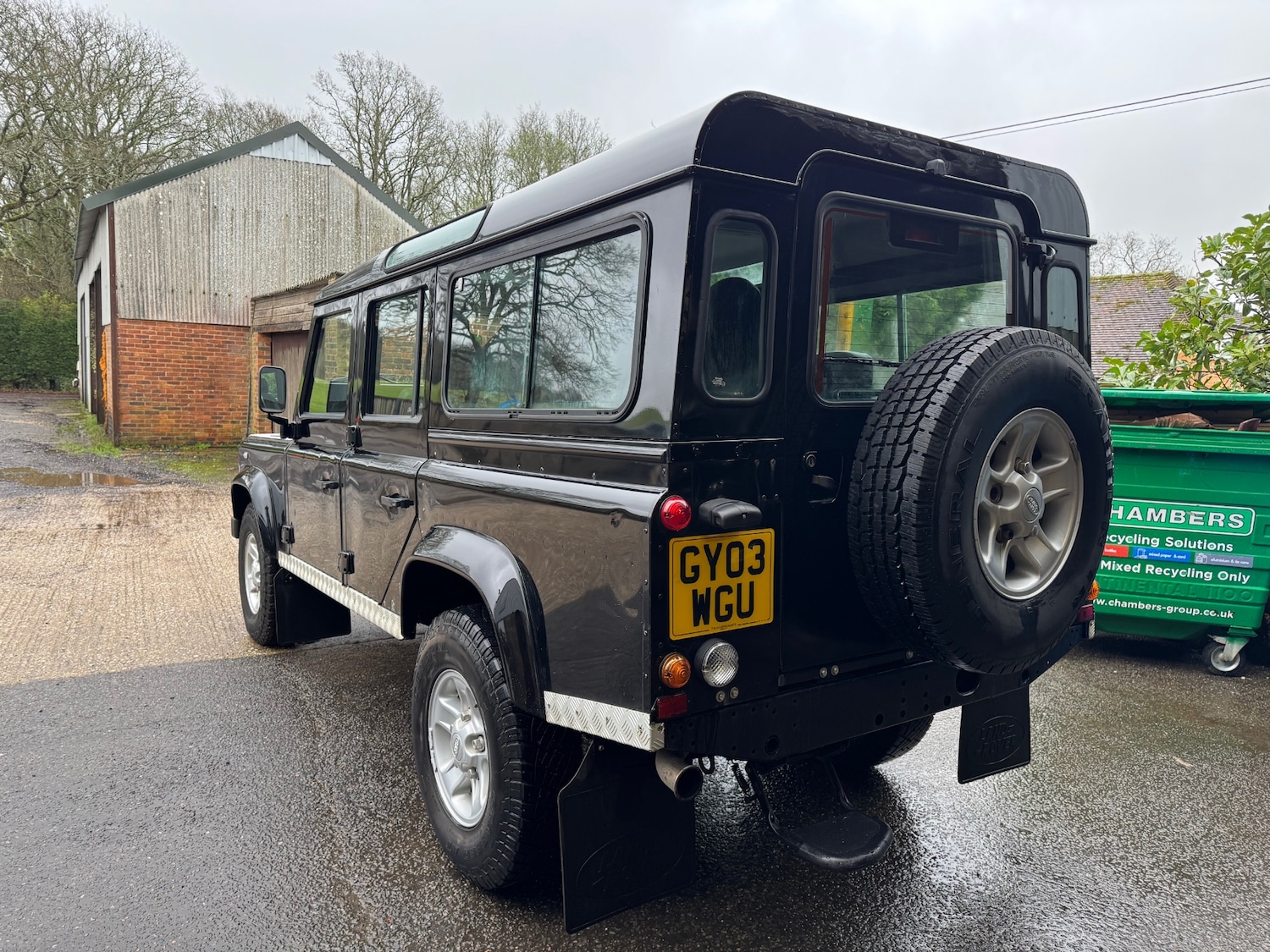 Used Land Rover Defender 110 2003 for sale - 77452783: Photo 3