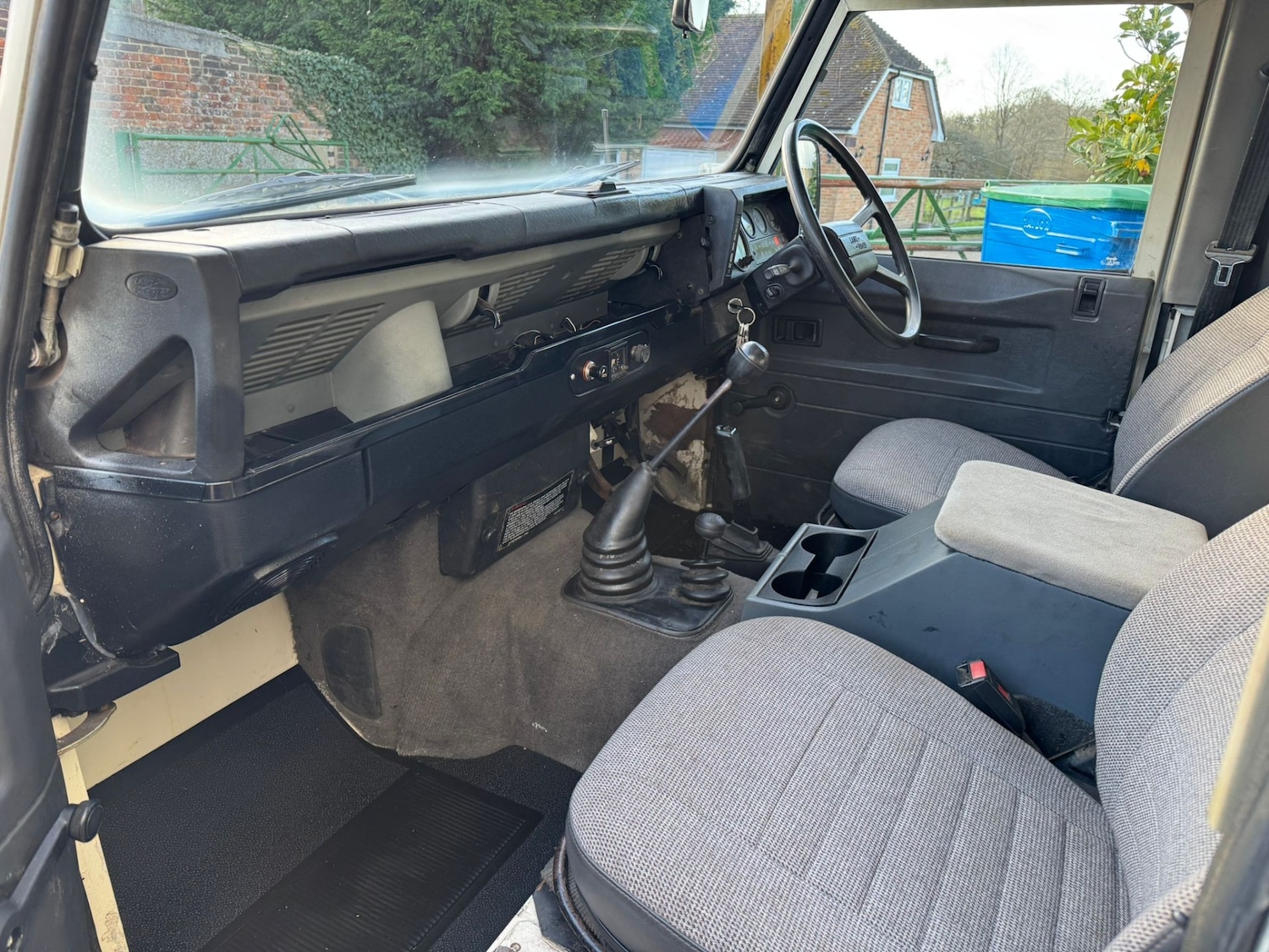 Used Land Rover Defender 90 for sale - 78108971: Photo 12