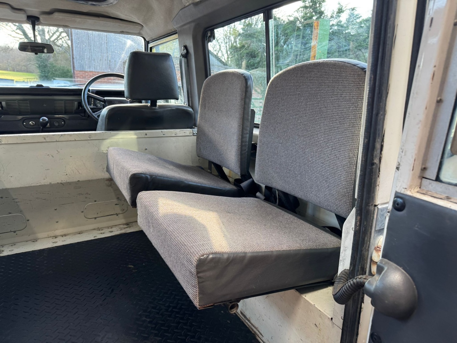 Used Land Rover Defender 90 for sale - 78108971: Photo 14