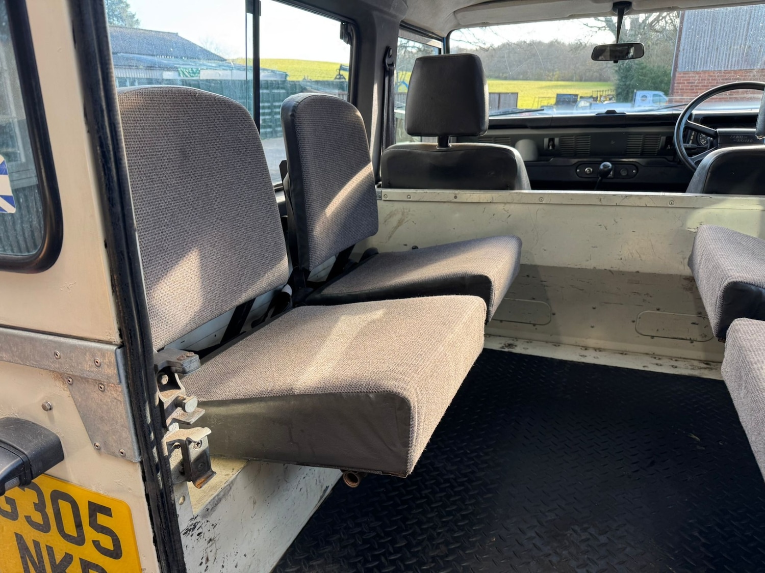 Used Land Rover Defender 90 for sale - 78108971: Photo 17