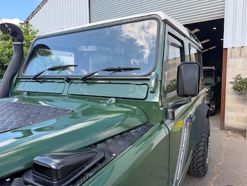 Used Land Rover Defender 90 1995 for sale - 79067114: Photo