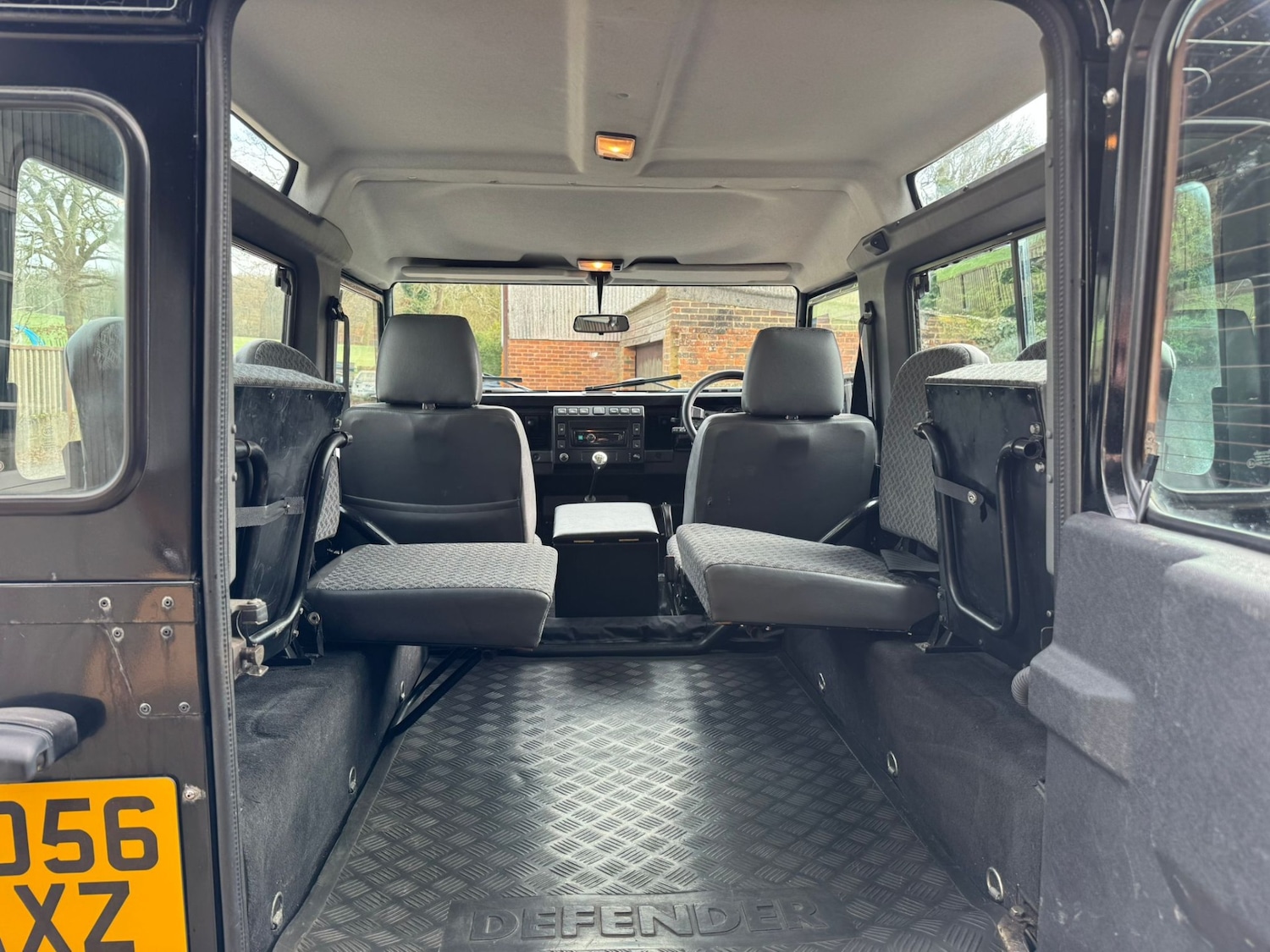 Used Land Rover Defender 90 2006 for sale - 77665132: Photo 22