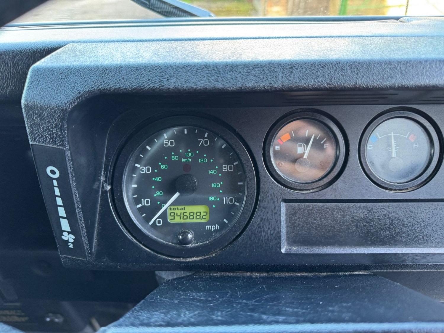 Used Land Rover Defender 90 2002 for sale - 77945813: Photo 14