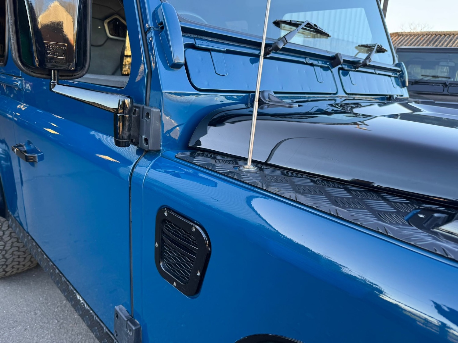 Used Land Rover Defender 90 2002 for sale - 77945813: Photo 8