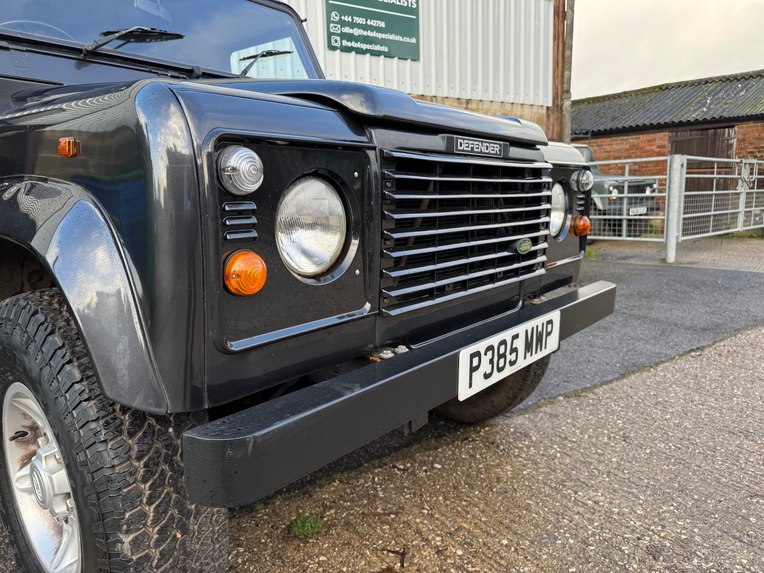 Used Land Rover Defender 90 1996 for sale - 76891737: Photo 17