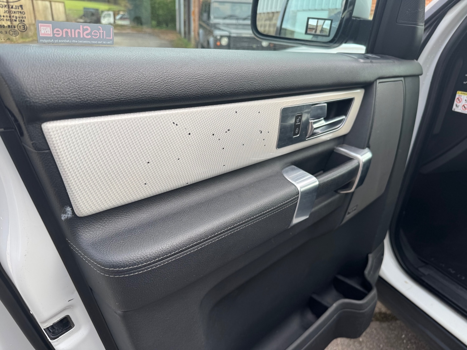 Used Land Rover Discovery 2010 for sale - 76466664: Photo 20