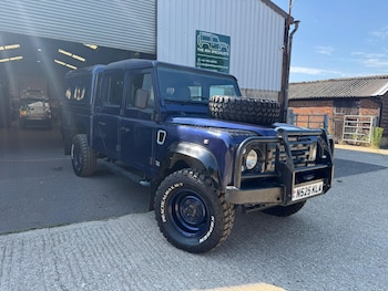 Used Land Rover Defender 130 1996 for sale - 78982780: Photo