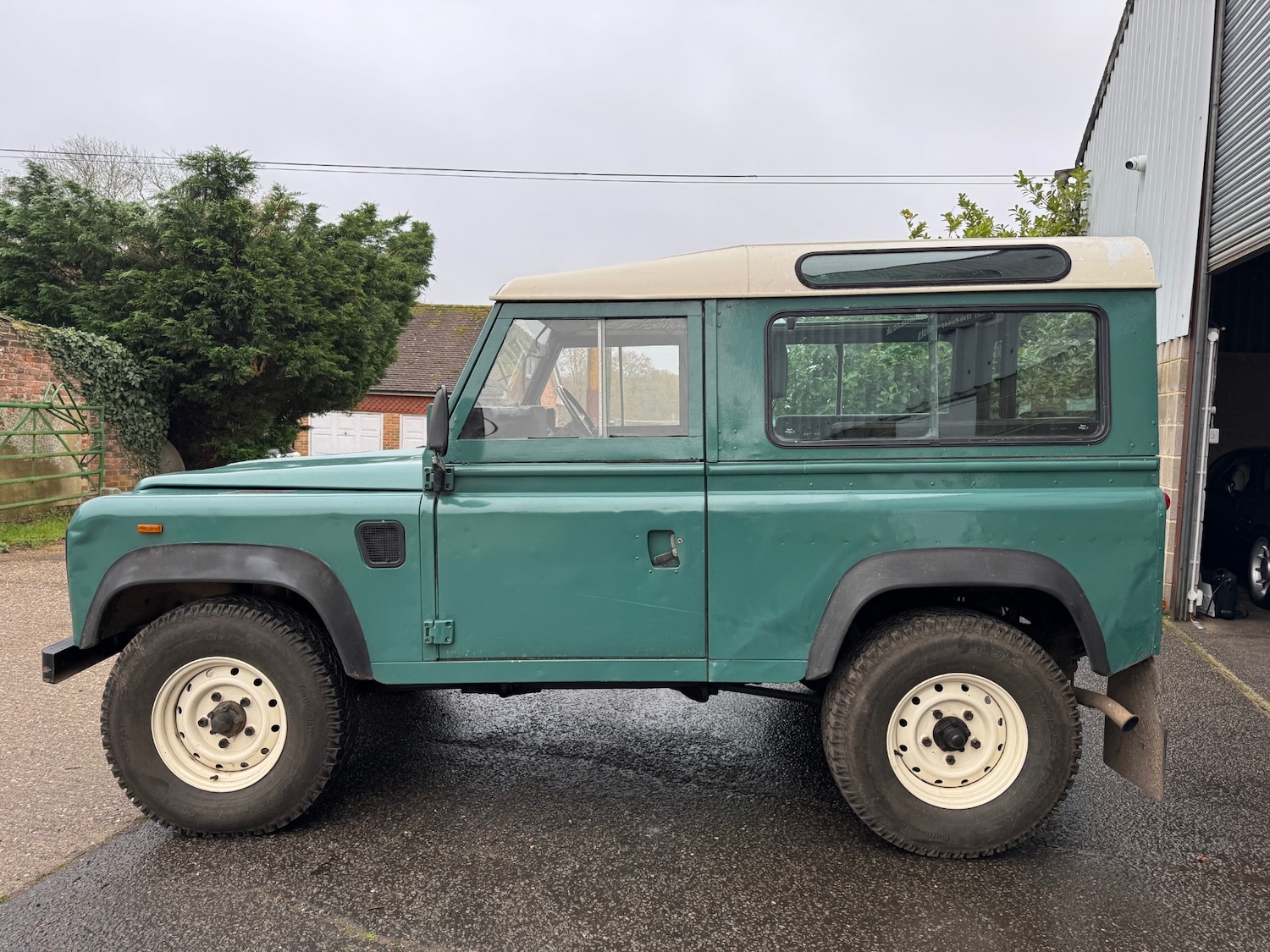 Used Land Rover Defender 90 1988 for sale - 76599831: Photo 7