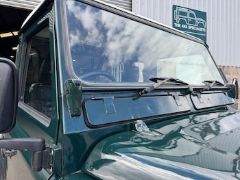Used Land Rover Defender 90 1984 for sale - 78508347: Photo