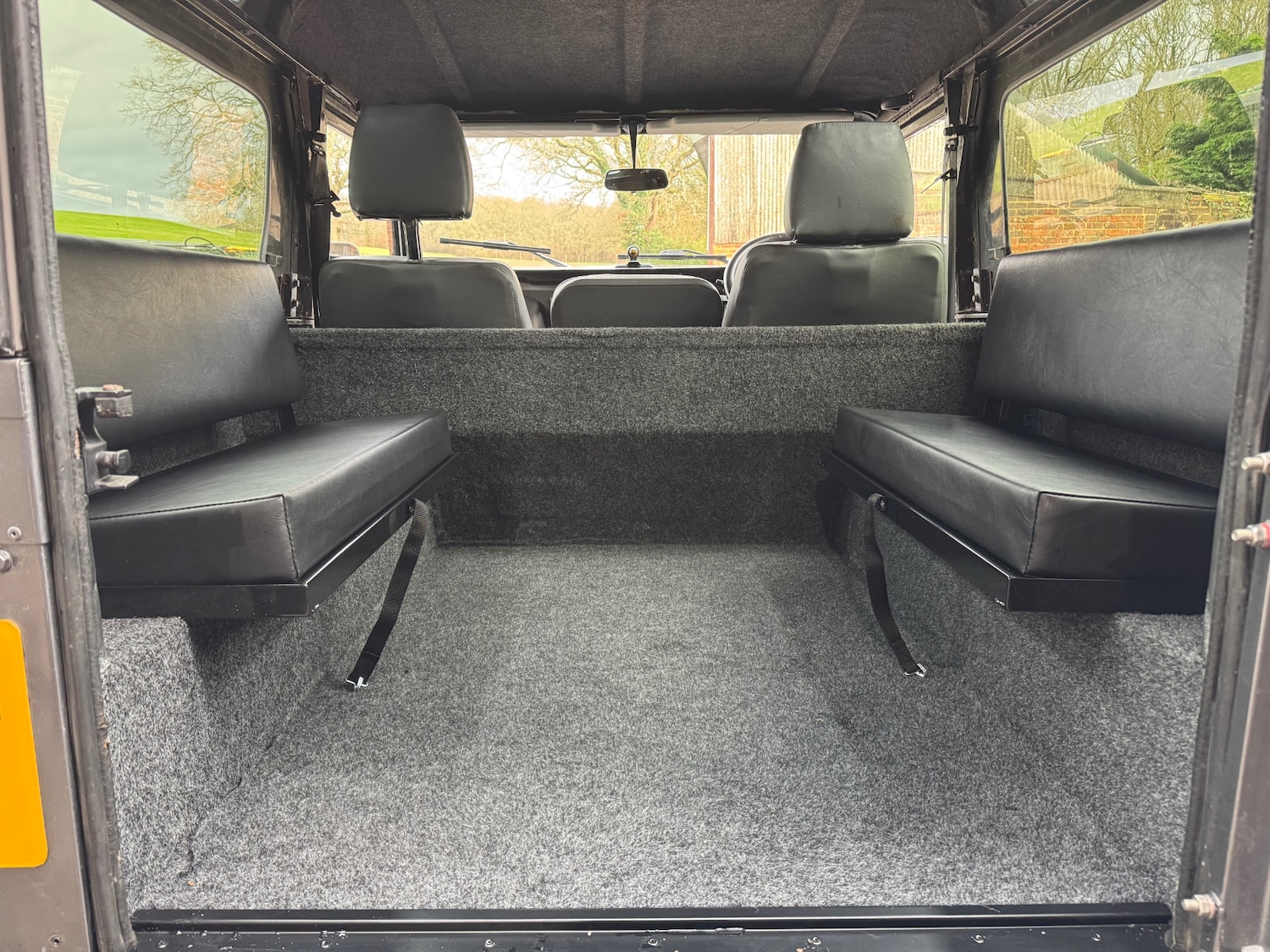 Used Land Rover Defender 90 1986 for sale - 77545353: Photo 17